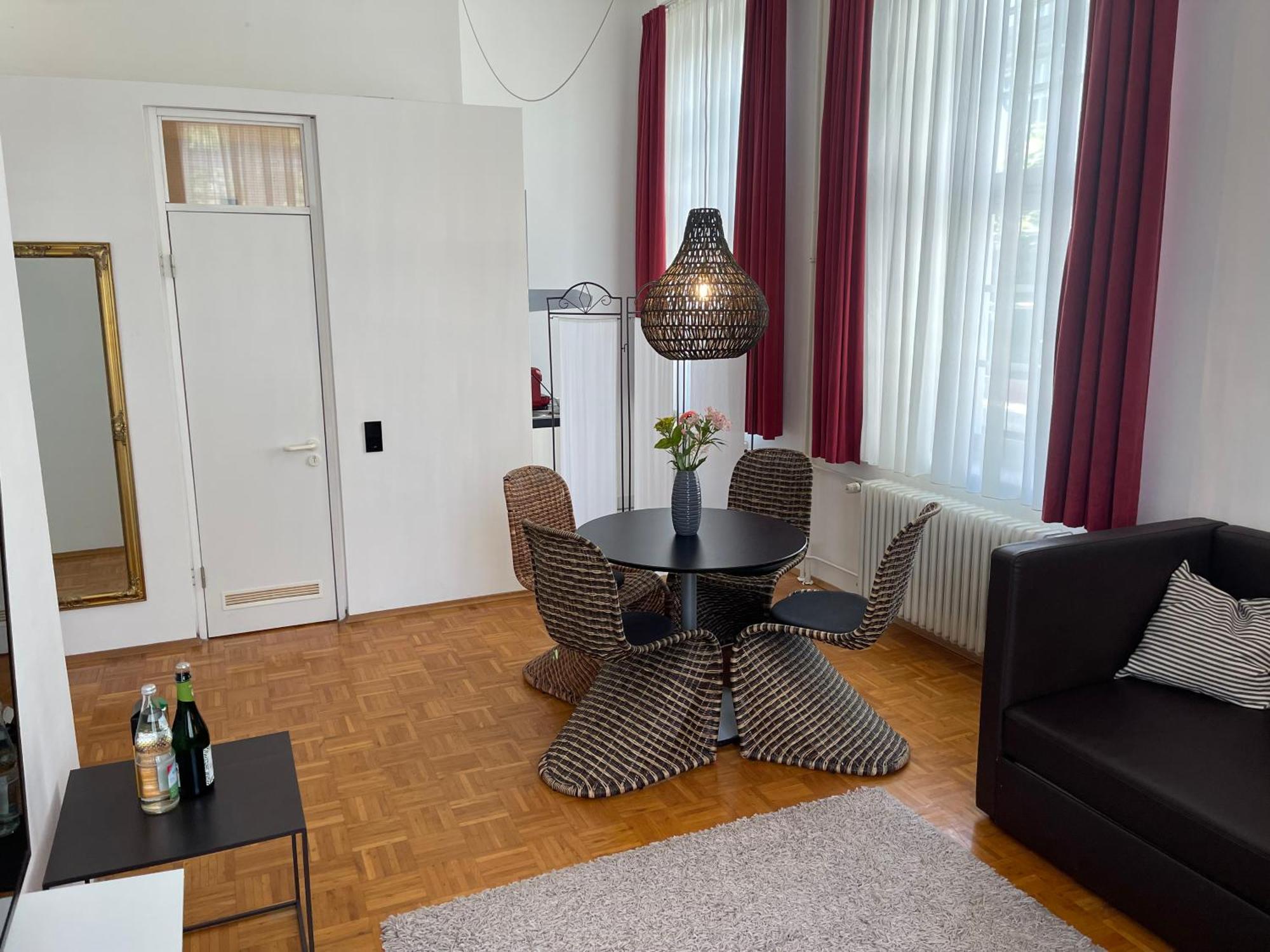Whliving - Apartments & Studios In Constanţa Exterior foto